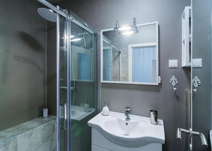 Two-bedroom In איוואן דולץ