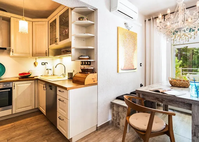Two-bedroom In דירה איוואן דולץ